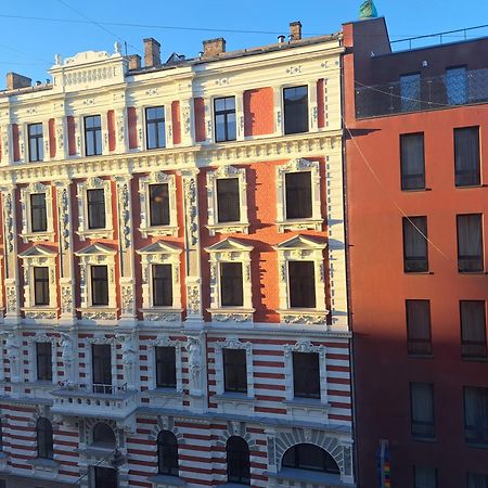 Golden Palms Apartment In The City Centre Riga Eksteriør billede